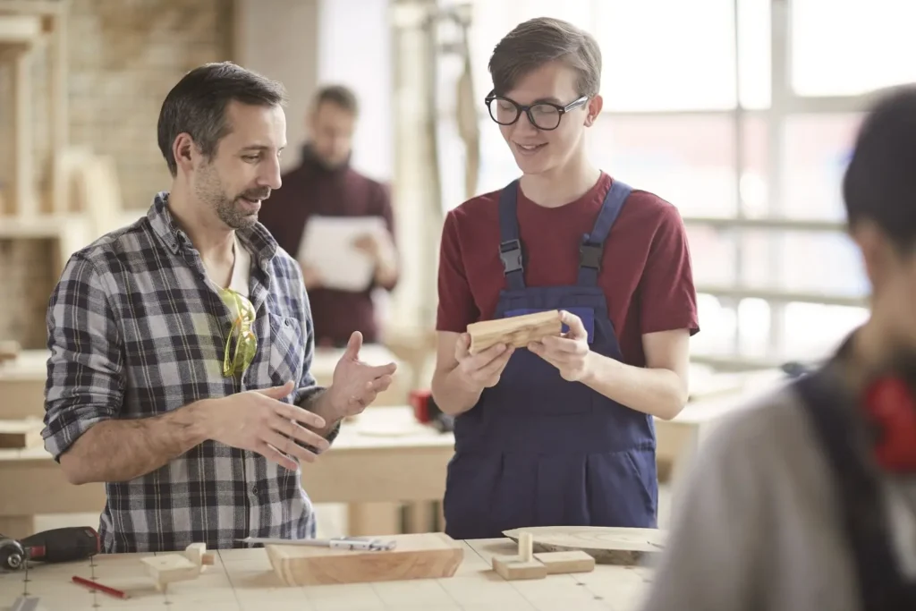 Assistierte Ausbildung (AsA): Unterstützung für Azubis auf dem Weg zum Berufsabschluss